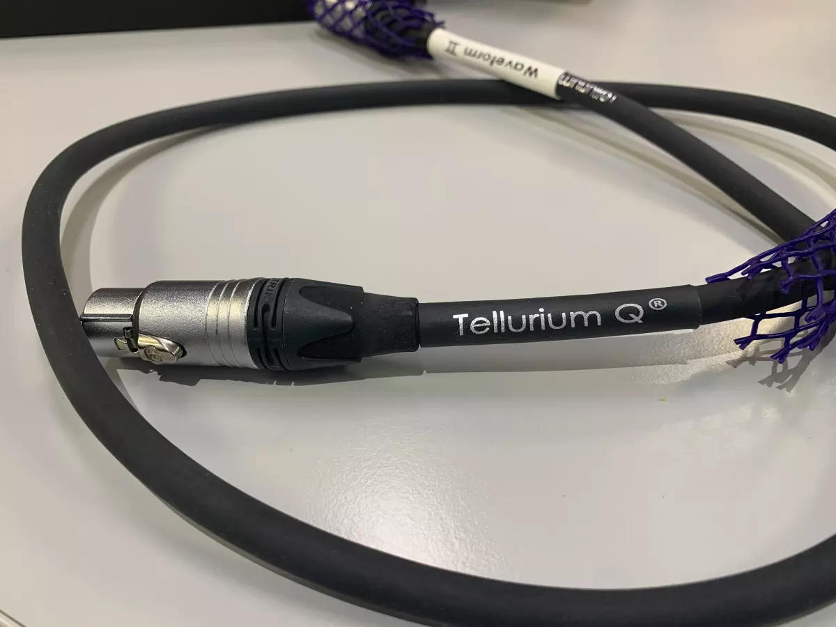 Tellurium Q Black Digital AES/EBU XLR 1m - NY, Bruktmarked, Tellurium Q Ltd