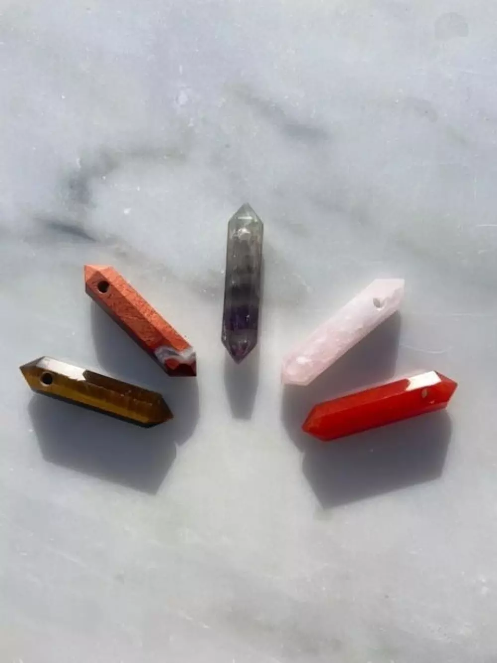 clear quartz pendant, bergkrystalll anheng, dobbelterminert krystallanheng, dobbelterminert bergkrystall, Dobbelterminert krystallanheng med hull, Krystaller & smykker, Krystallsmykker