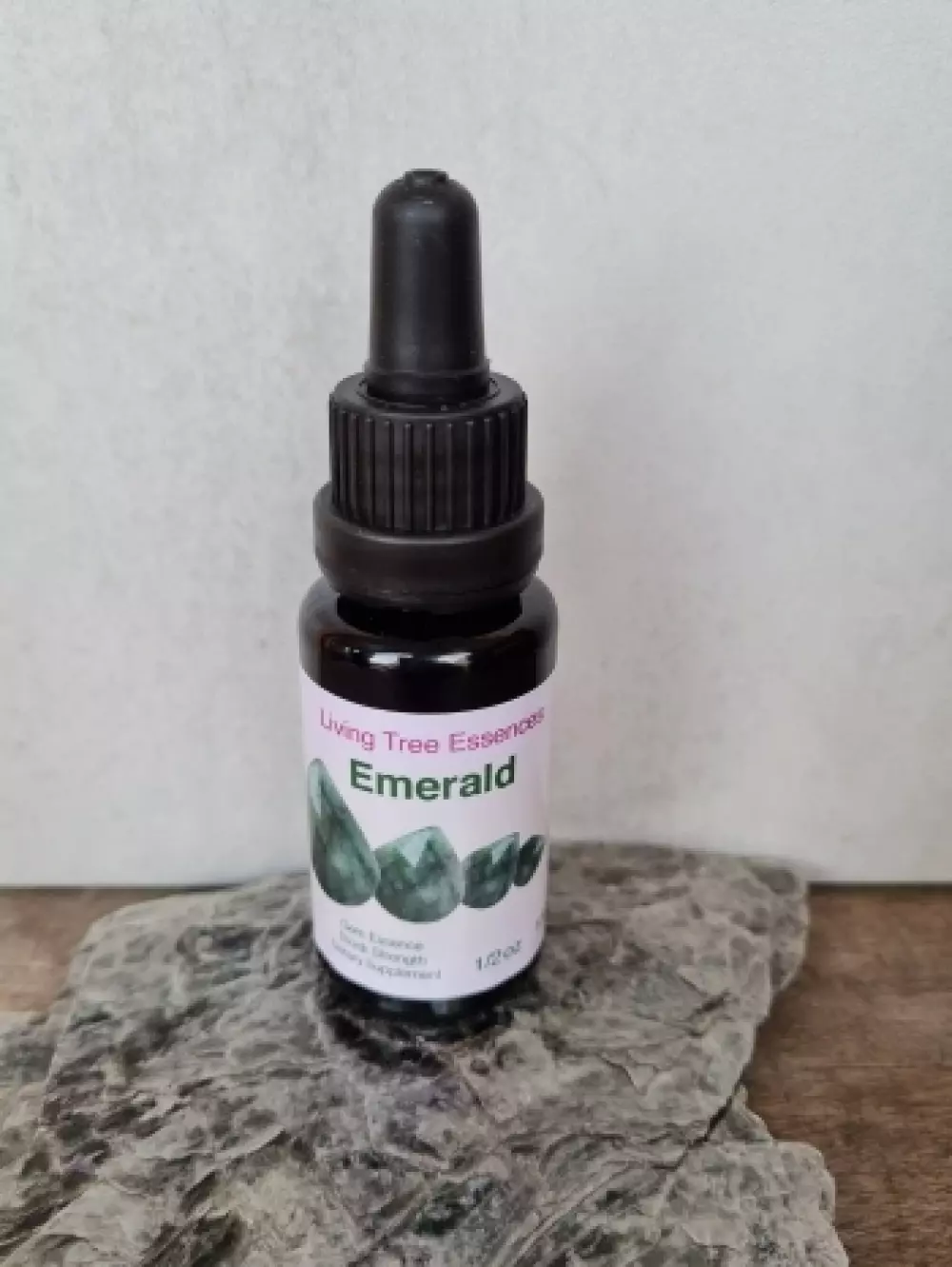 Living Tree Orchid - Emerald (smaragd) essens 15 ml Velvære & røkelse Essenser (Vibrasjonell medisin)