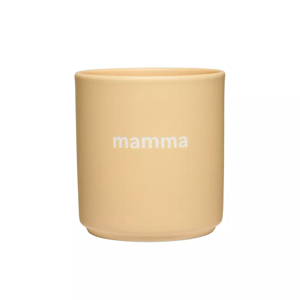 Design Letters VIP Favourite Cup - Mamma, 5710498196813, 10101002SOLIBEMAMMA, Kjøkken, Krus og Skåler, Design Letters, VIP Favourite cup - MOM Collection