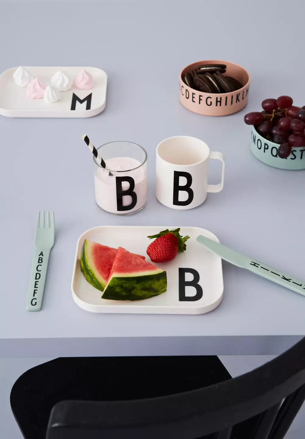 Design Letters Hvit Kopp A, 5710498720018, 10201000A, Kjøkken, Krus og Skåler, Design Letters, Personal Porcelain cup White A-Z