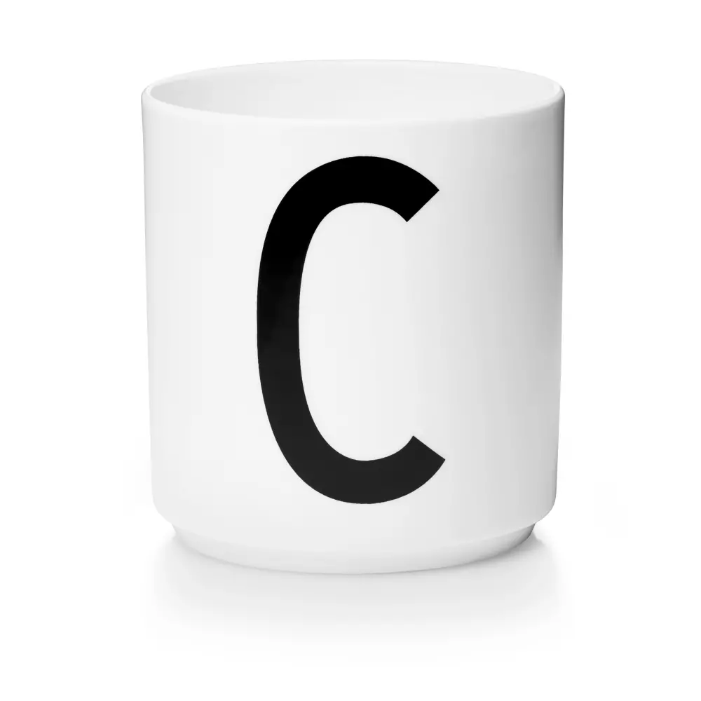 Design Letters Hvit Kopp C, 5710498720032, 10201000C, Kjøkken, Krus og Skåler, Design Letters, Personal Porcelain cup White A-Z