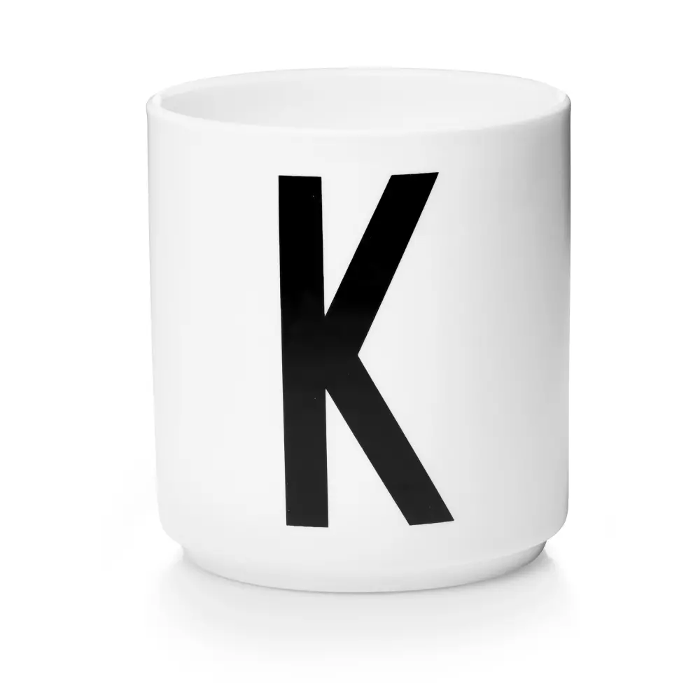 Design Letters Hvit Kopp K, 5710498720117, 10201000K, Kjøkken, Krus og Skåler, Design Letters, Personal Porcelain cup White A-Z