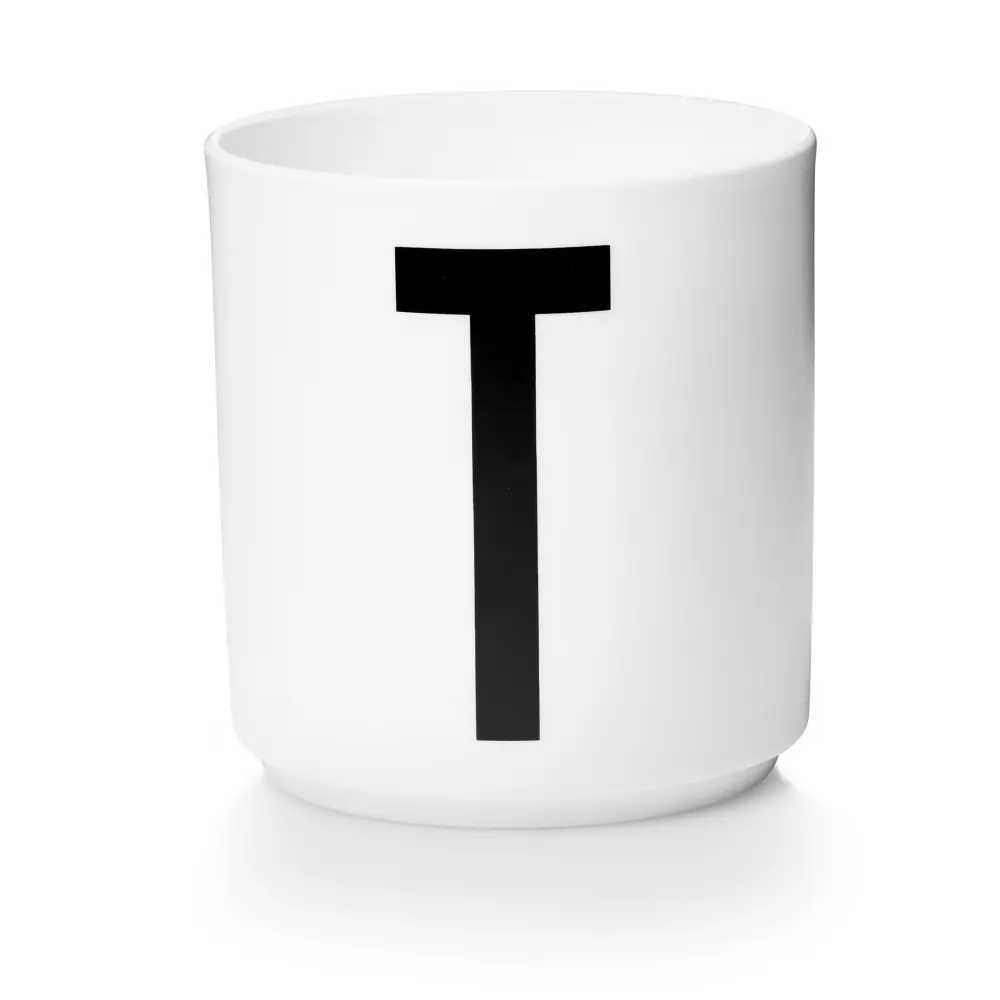 Design Letters Hvit Kopp T, 5710498720209, 10201000T, Kjøkken, Krus og Skåler, Design Letters, Personal Porcelain cup White A-Z