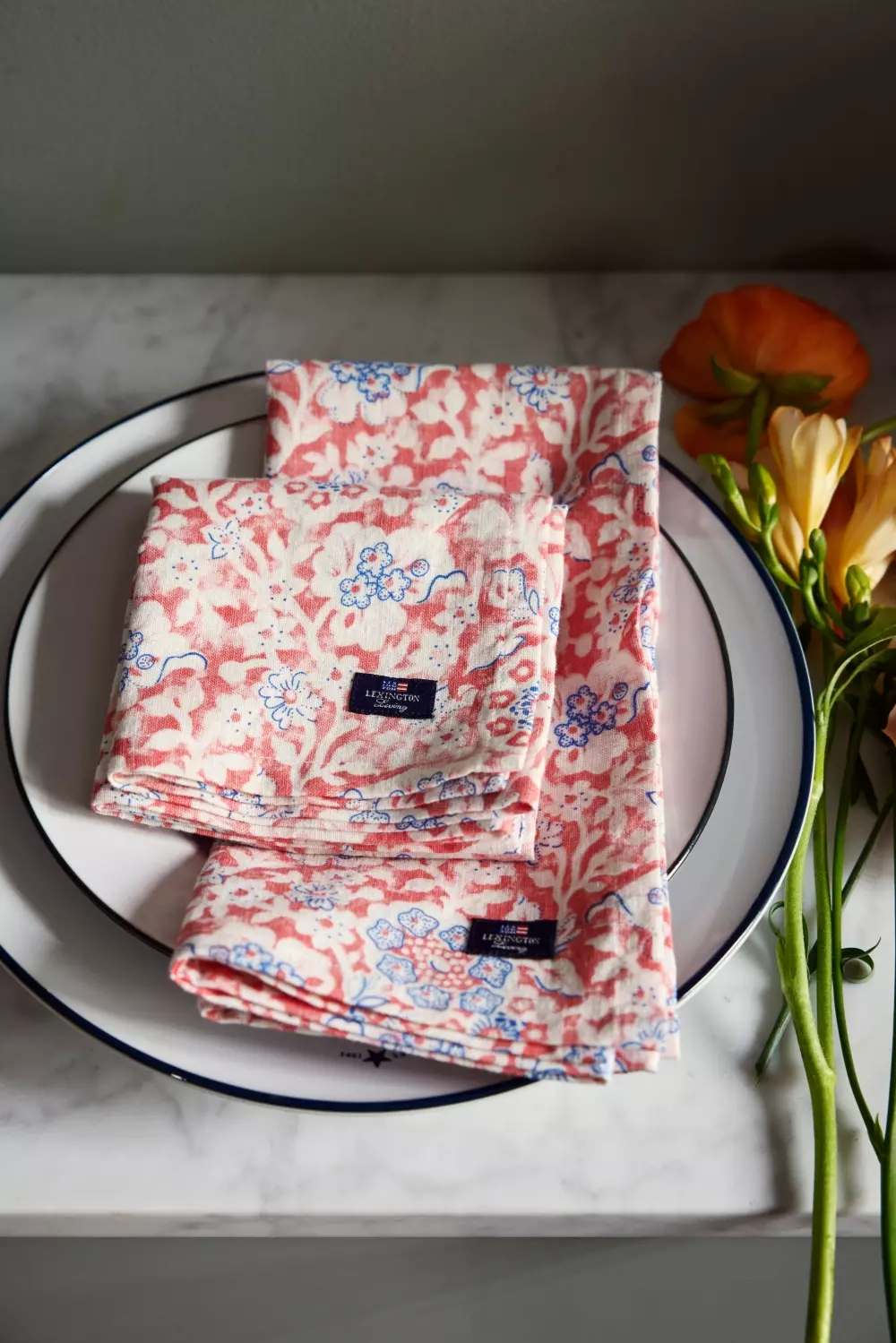 Lexington Serviett I Resirkulert Bomull Med Trykt Blomstermønster, 7321301726820, 12413001-3971-NA10, Interiør, Servietter, Lexington, Printed Flowers Recycled Cotton Napkin