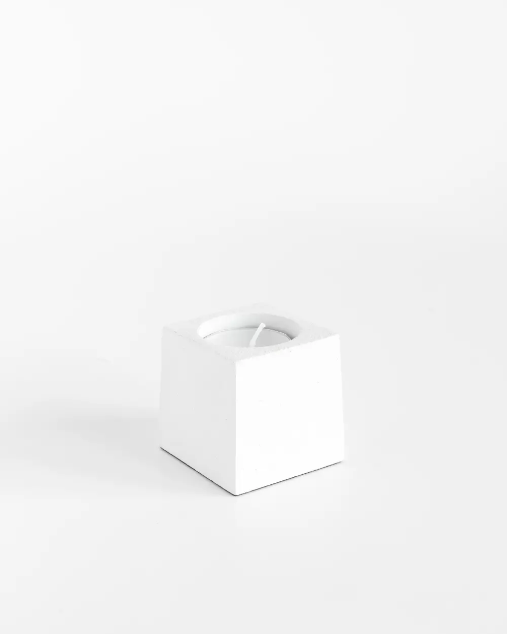 Cube T-lysholder 5cm Hvit, 7072347190082, 19008, Interiør, Telysholdere, Coming Home, Cube t-lysholder 5x5x6cm hvit