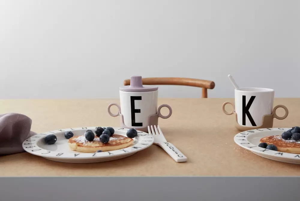 Design Letters Eat&Learn Hvit Asjett, 5710498974428, 20103003WHITE, Kjøkken, Barn, Design Letters, Eat & Learn plate tritan