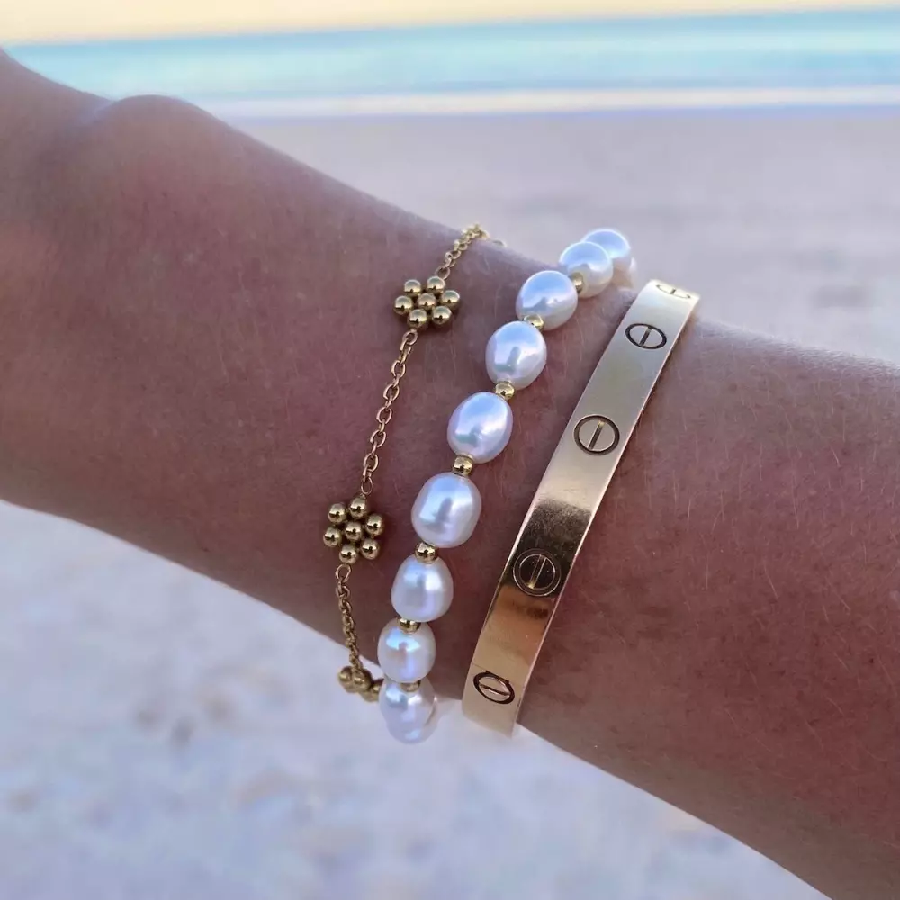 Pearl Armbånd Gull, 7332866070938, 2211282, Accessories, Armbånd & Fotlenker, Bud To Rose, PEARL SMALL ELASTIC BRACELET GOLD