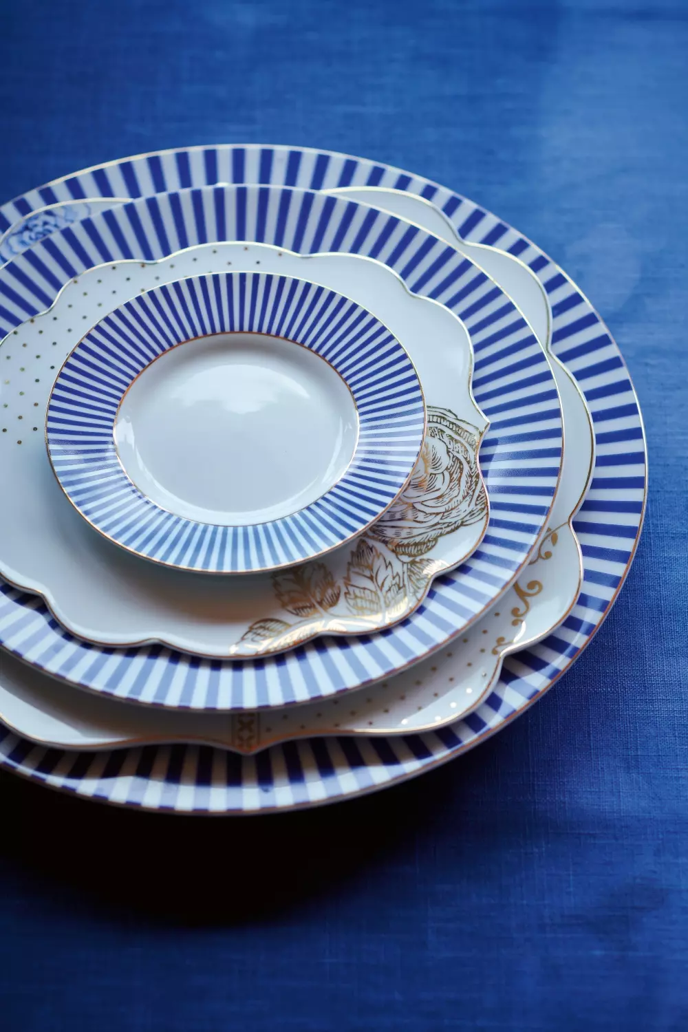 Plate Royal Stripes Blue 26.5cm