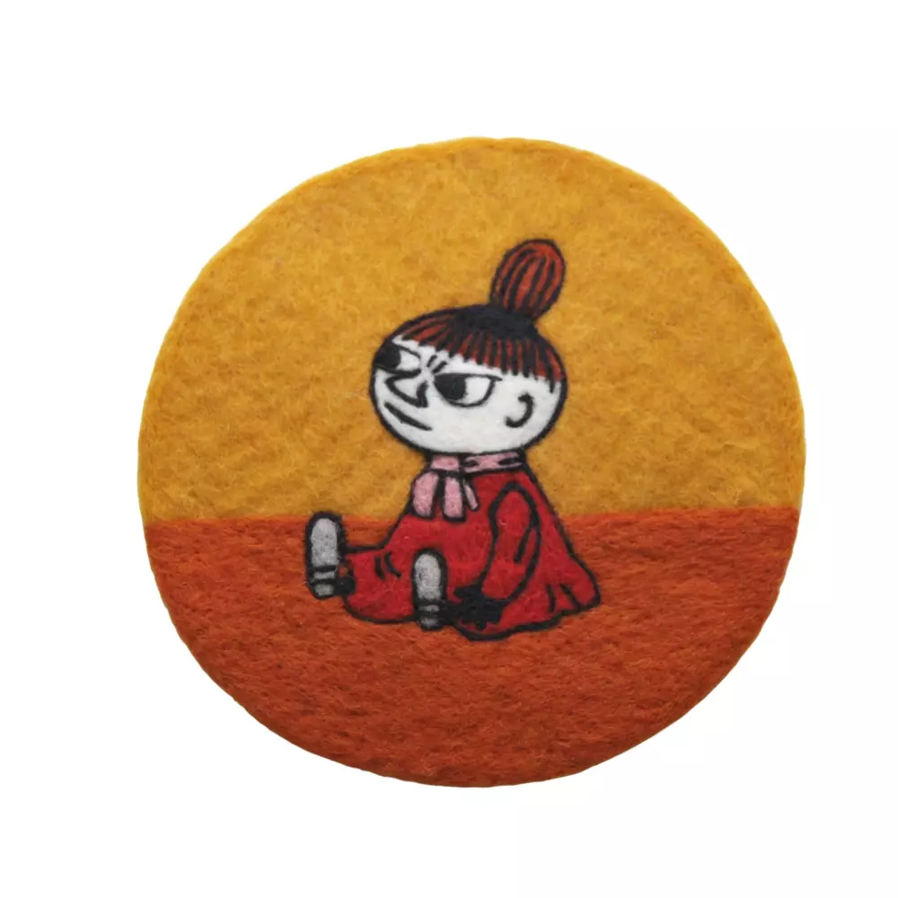 Klippan - Moomin Gryteunderlag Oransje, 7340032245349, 590929, Tekstil, Kjøkkentekstiler, Klippan Yllefabrik, Filtat grytunderlägg Little My orange