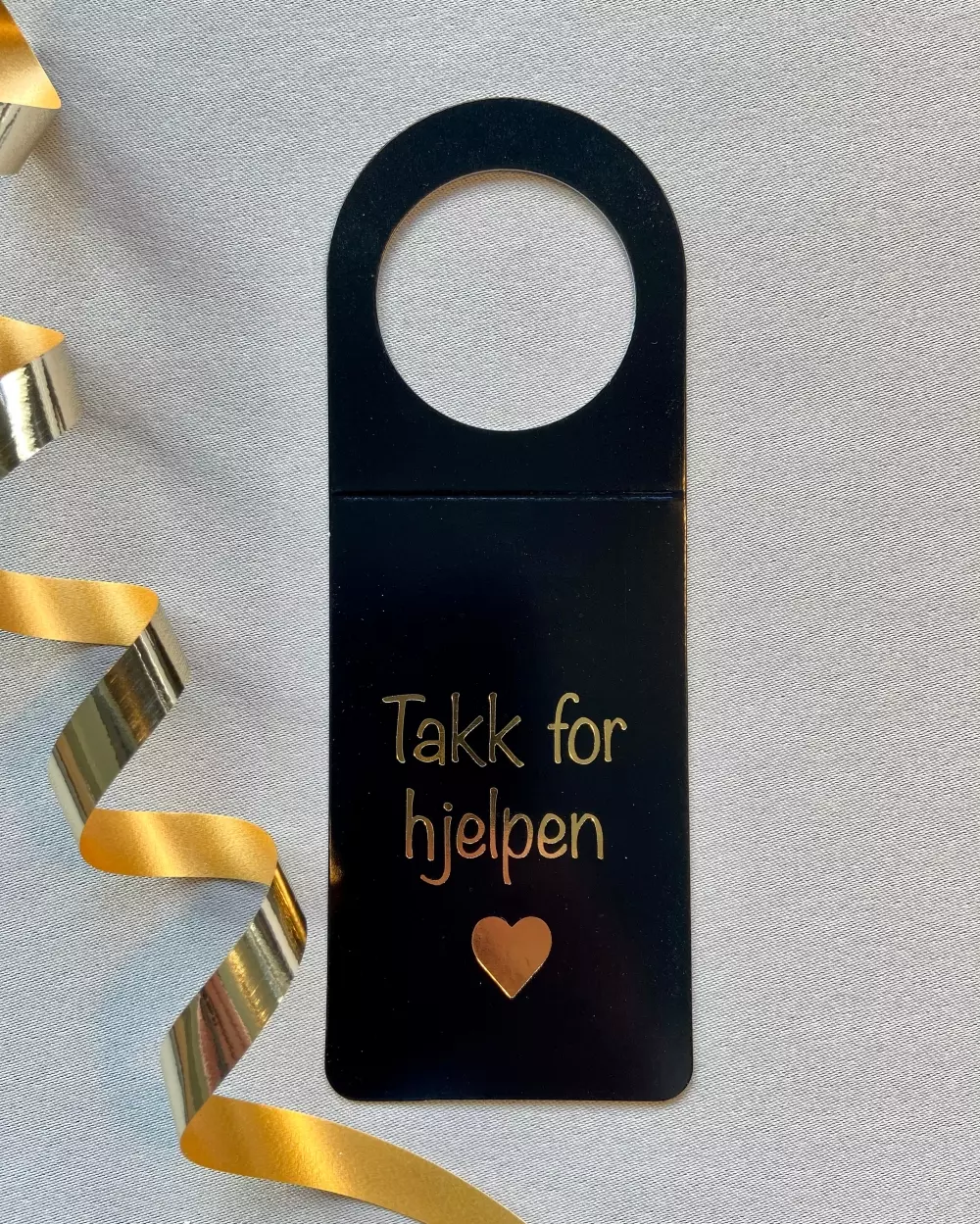 Flaskekort Takk For Hjelpen, 7073072005368, BC5, Party, Kort, NORWAY DESIGNstudio, FLASKEKORT- TAKK FOR HJELPEN