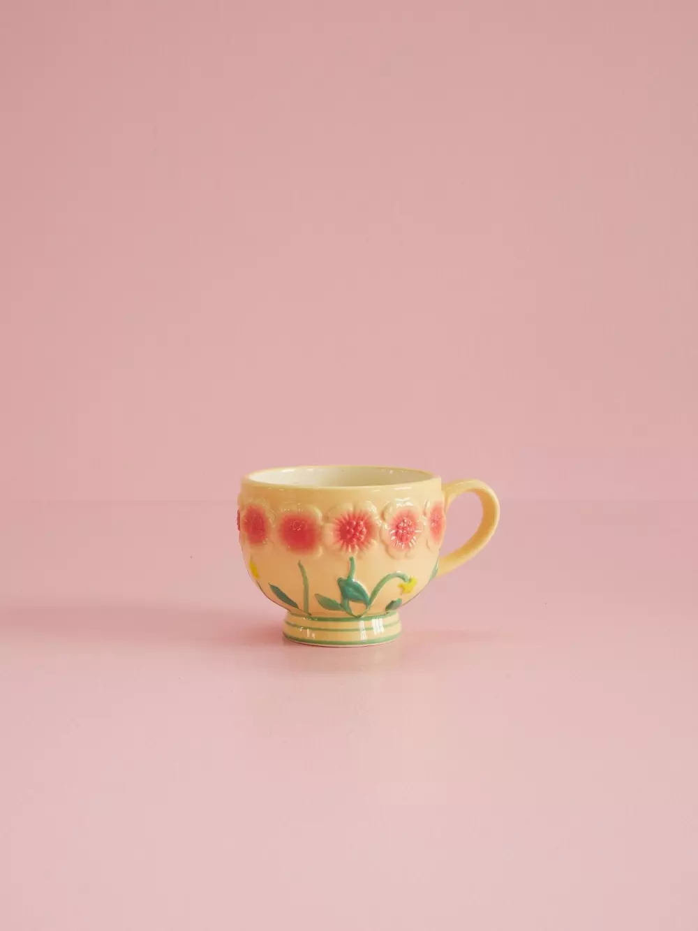 Keramikkrus Med Blomstermotiv Gul, 5708315197440, CEMUG-EMCR, Kjøkken, Krus og Skåler, Rice, Ceramic Mug with Embossed Flower Design - Creme - 250 ml