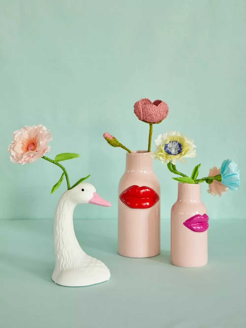 Red Lips Vase H25, 5708315203462, CEVAS-LLIP, Interiør, Vaser, Rice, Ceramic Vase with Red Lips - Large