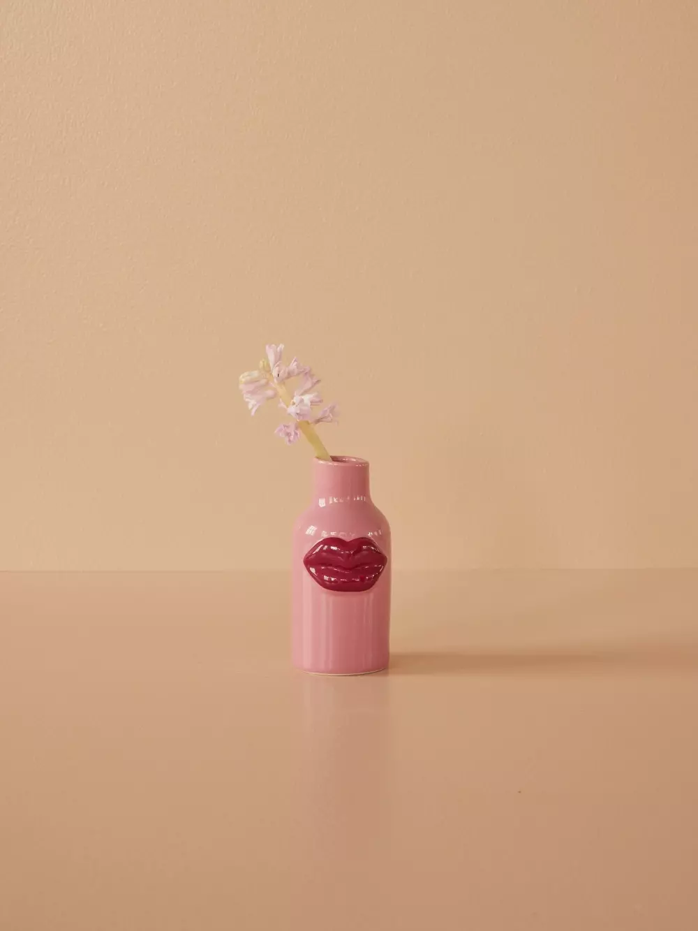 Red Lips Vase H14, 5708315244472, CEVAS-XSLIPI, Interiør, Vaser, Rice, Ceramic Vase with Lips in Pink - Extra Small