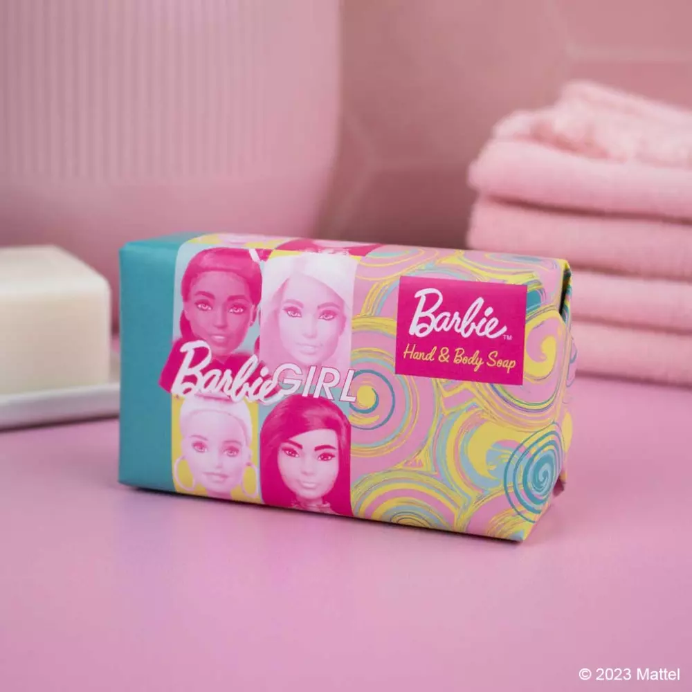 Barbie Soap - Barbie Girl, 840274008391, EXBS002, Baderom, Håndsåper, Barbie, Terrigeno, ESC 190g Barbie Soap BARBIE GIRL (Mango Swirl)
