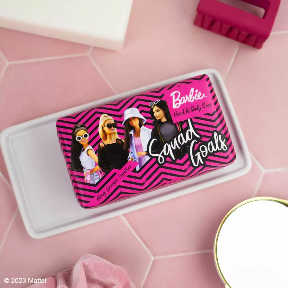 Barbie Soap - Squad Goals, 840274008445, EXBS007, Baderom, Håndsåper, Barbie, Terrigeno, ESC 190g Barbie Soap SQUAD GOALS (Jasmine & Kiwi)