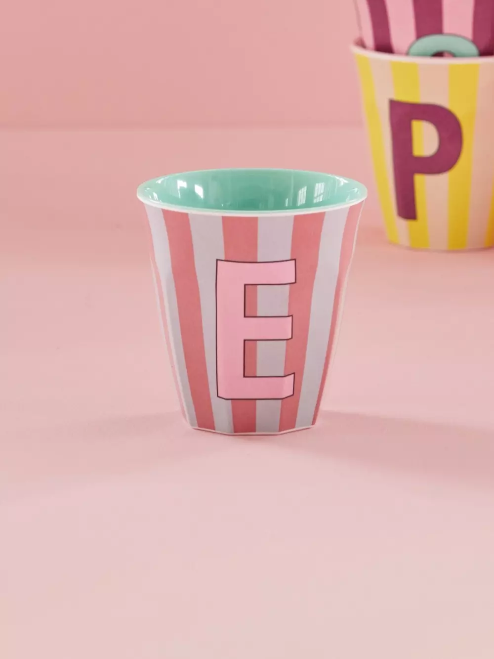 Melamin Bokstavkopp E H9, 5708315254211, MELCU-ALPSTREI, Kjøkken, Melamin- & Treservise, Rice, Melamine Cup with the Letter E - Stripes - Medium - 250 ml