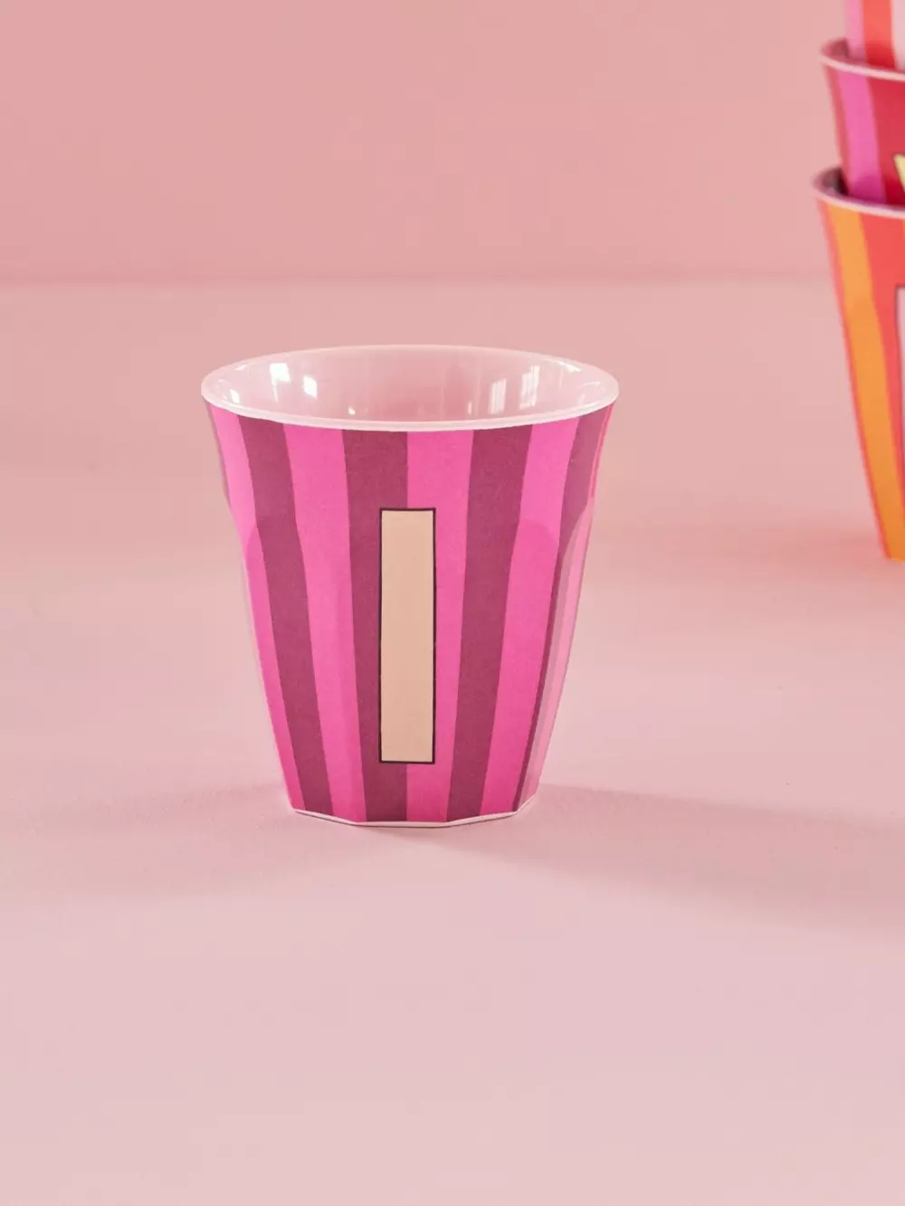 Melamin Bokstavkopp I H9, 5708315254259, MELCU-ALPSTRII, Kjøkken, Melamin- & Treservise, Rice, Melamine Cup with the Letter I - Stripes - Medium - 250 ml