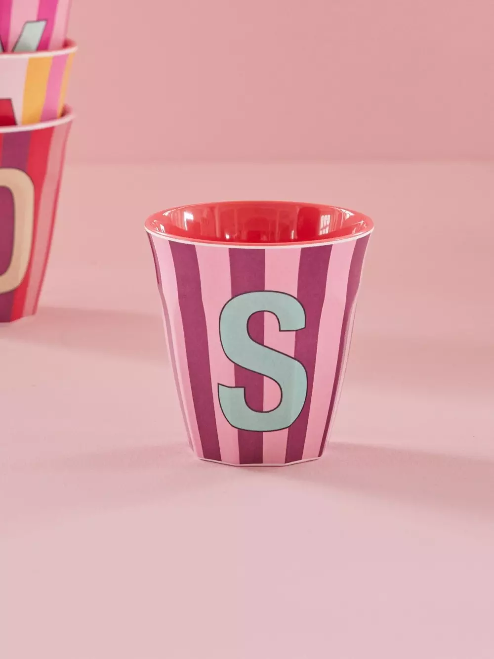 Melamin Bokstavkopp S H9, 5708315254341, MELCU-ALPSTRSI, Kjøkken, Melamin- & Treservise, Rice, Melamine Cup with the Letter S - Stripes - Medium - 250 ml