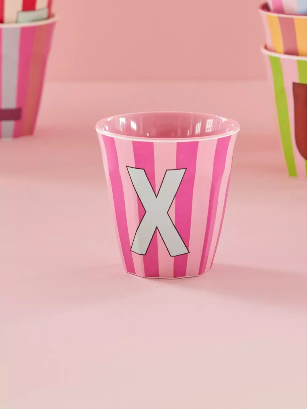 Melamin Bokstavkopp X H9, 5708315254396, MELCU-ALPSTRXI, Kjøkken, Melamin- & Treservise, Rice, Melamine Cup with the Letter X - Stripes - Medium - 250 ml