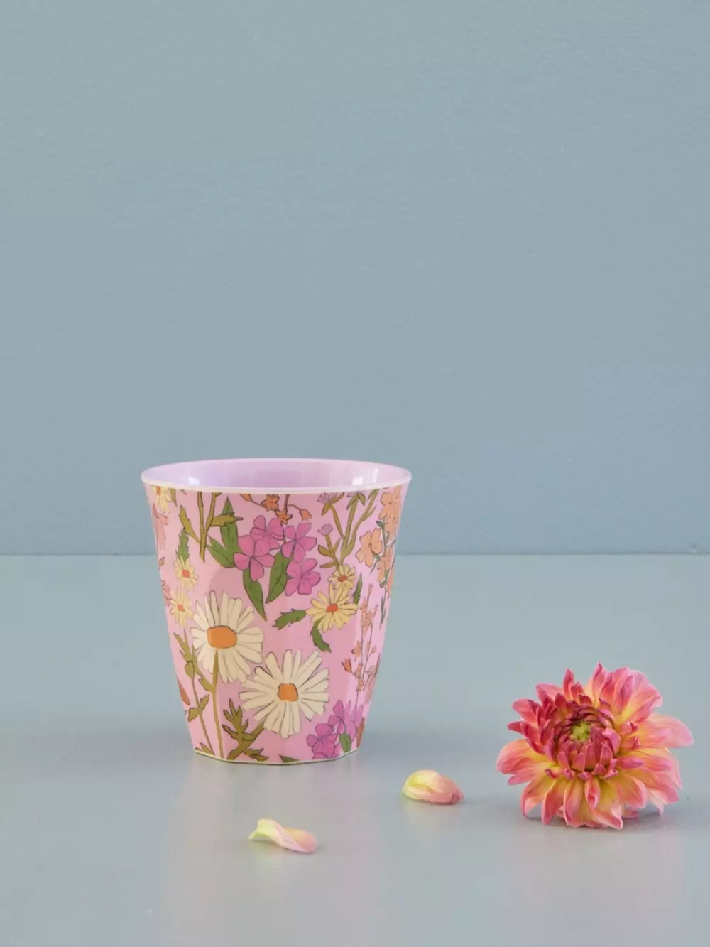 Melaminkopp Daisy Dearest H9, 5708315227796, MELCU-DADE, Kjøkken, Melamin- & Treservise, Rice, Melamine Cup with Daisy Dearest Print - Medium - 250 ml