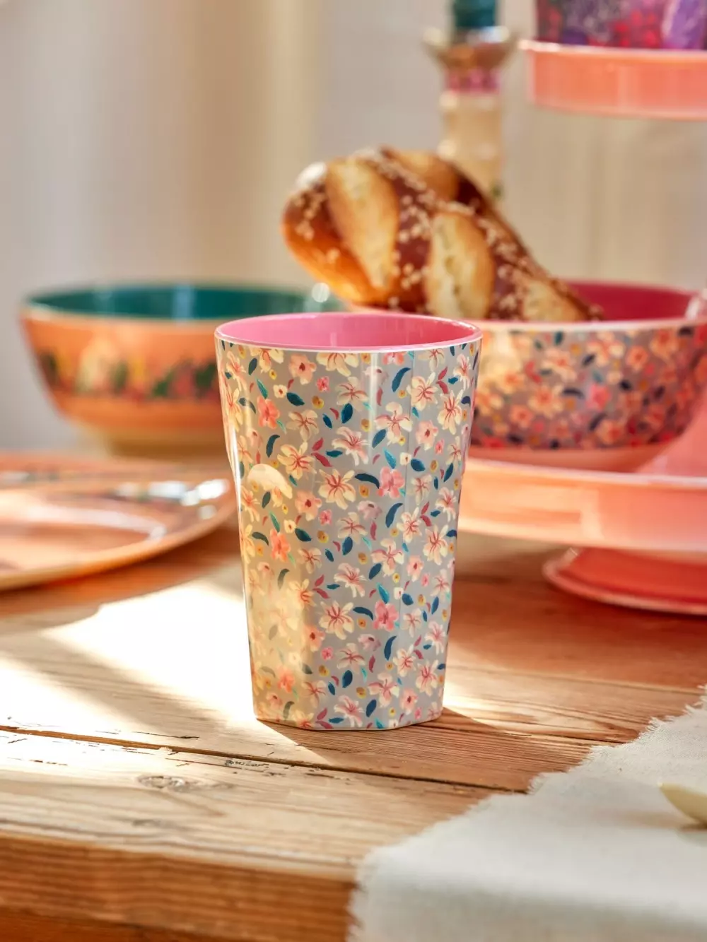 Melaminkopp Sandy Flower H13, 5708315256352, MELCU-LSANDY, Kjøkken, Melamin- & Treservise, Rice, Melamine Cup with Small Sandy Flower Print - Tall - 400 ml