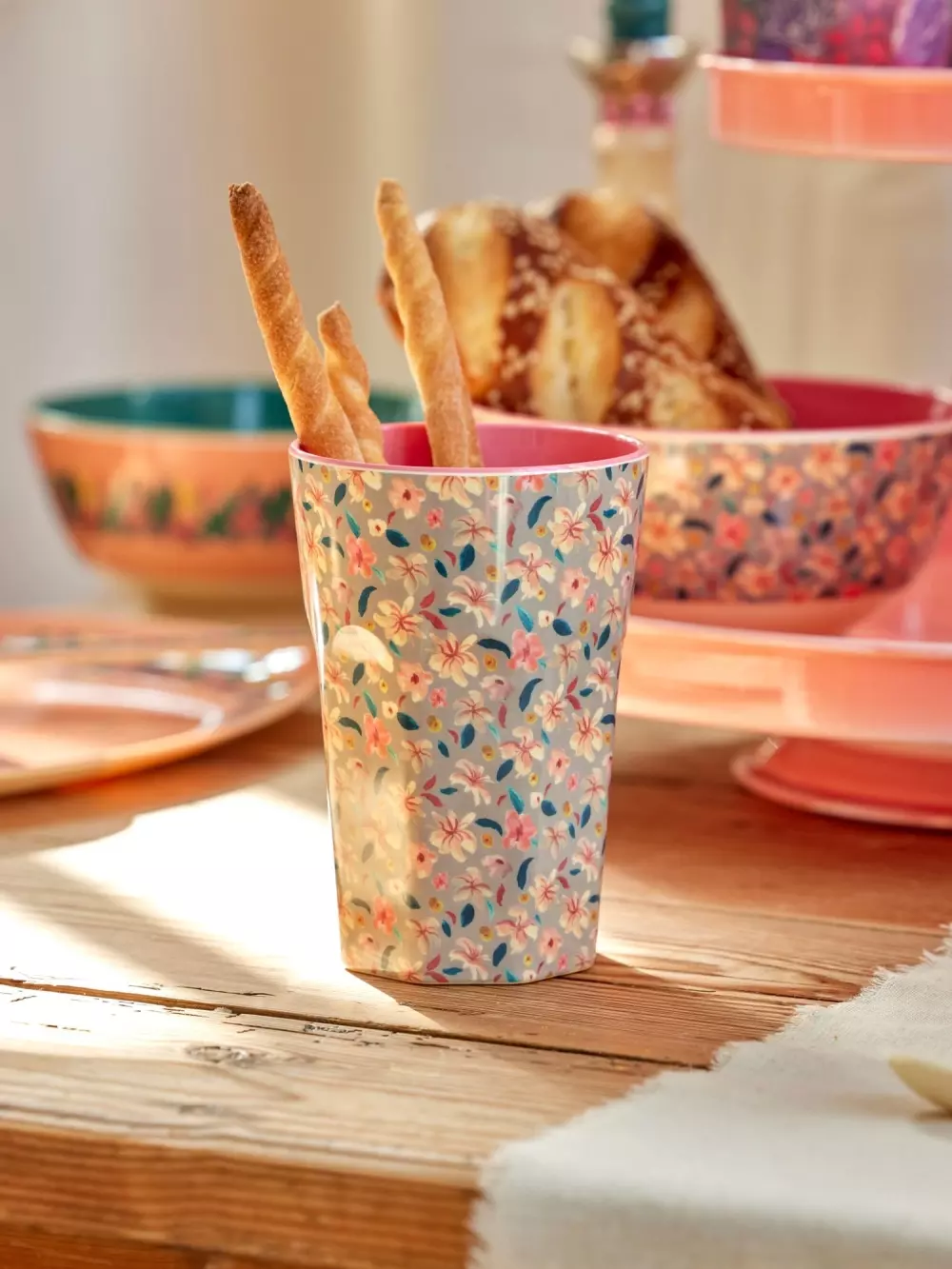 Melaminkopp Sandy Flower H13, 5708315256352, MELCU-LSANDY, Kjøkken, Melamin- & Treservise, Rice, Melamine Cup with Small Sandy Flower Print - Tall - 400 ml