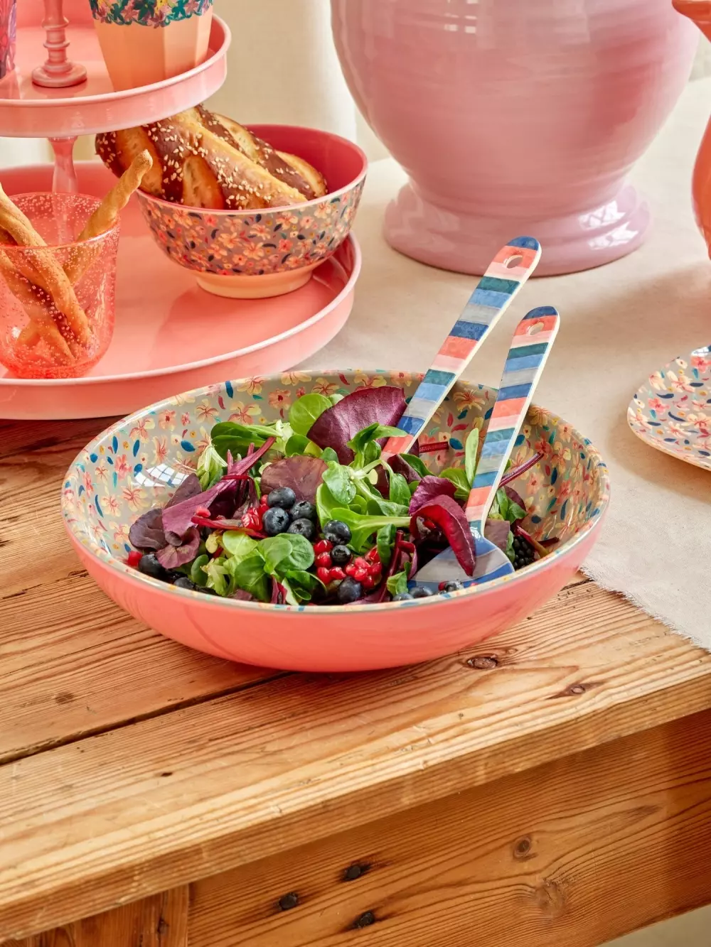 Melamin Salatbolle Sandy Flower, 5708315258318, MESAB-SANDY, Kjøkken, Melamin- & Treservise, Rice, Melamine Salad Bowl with Small Sandy Flower Print - Low - 2,5 L