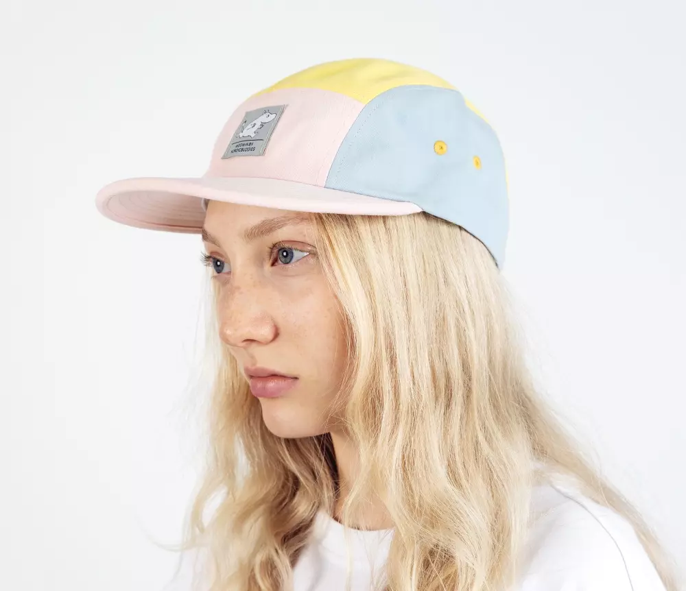 Moomin 5-Panel Cap Retro Rosa, 0714770423098, MOOMIN89M, Accessories, Caps & Luer, Moomin, Oy Bisly LTD, 5-Panel Cap Retro ADULT