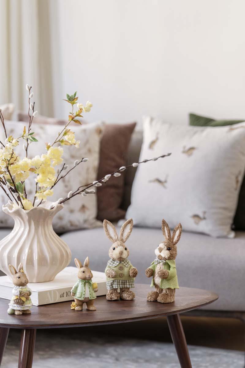 Dekorfigurer hare og kanin med blomster