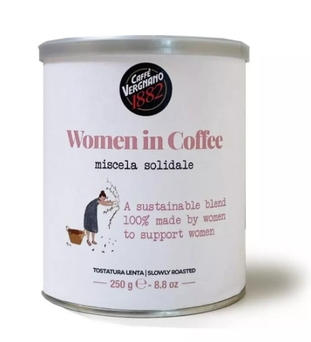 Women in coffee Kaffe malt 250gr - Vergnano Made by women to support women. WOMEN IN COFFEE GROUND COFFEE TIN250GX12 153WIC 8001800011533 Kaffe og Te Caffè Vergnano 1882