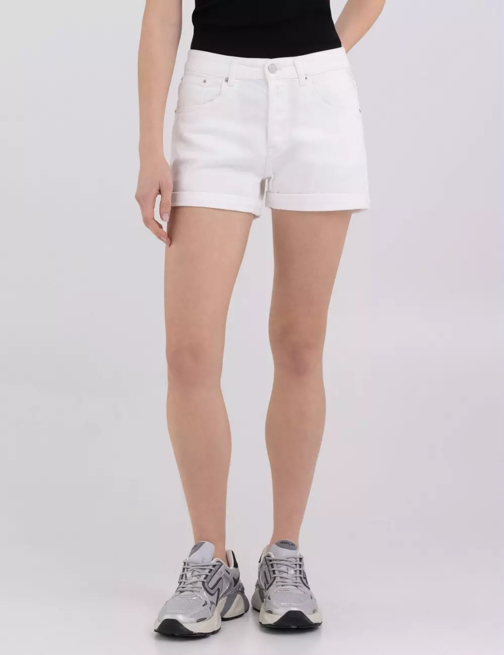 REPLAY - WA611D.000.8005392_001 - ANYTA - OPTICAL WHITE, SHORTS, JEANS, REPLAY, REPLAY - ANYTA - 001 - OPTICAL WHITE, WA611D.000.8005392_001, 9.5 OZ STRETCH BULL DENIM -, 24-, DAME, OPTICAL WHITE