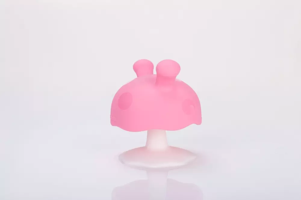 MOMBELLA MUSHROOM - ROSA, 5060666871203, 1000046702, Inneleker, For de minste, MOMBELLA, MOMBELLA MIMI MUSHROOM ROSA, 103428, Den populære biteleken som gir ro til både store og små.Fra 3+ mnd